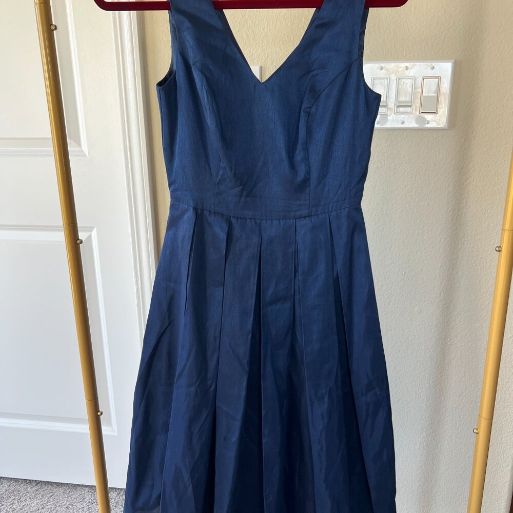 Modcloth navy blue XS dress in excellent condition NWOT